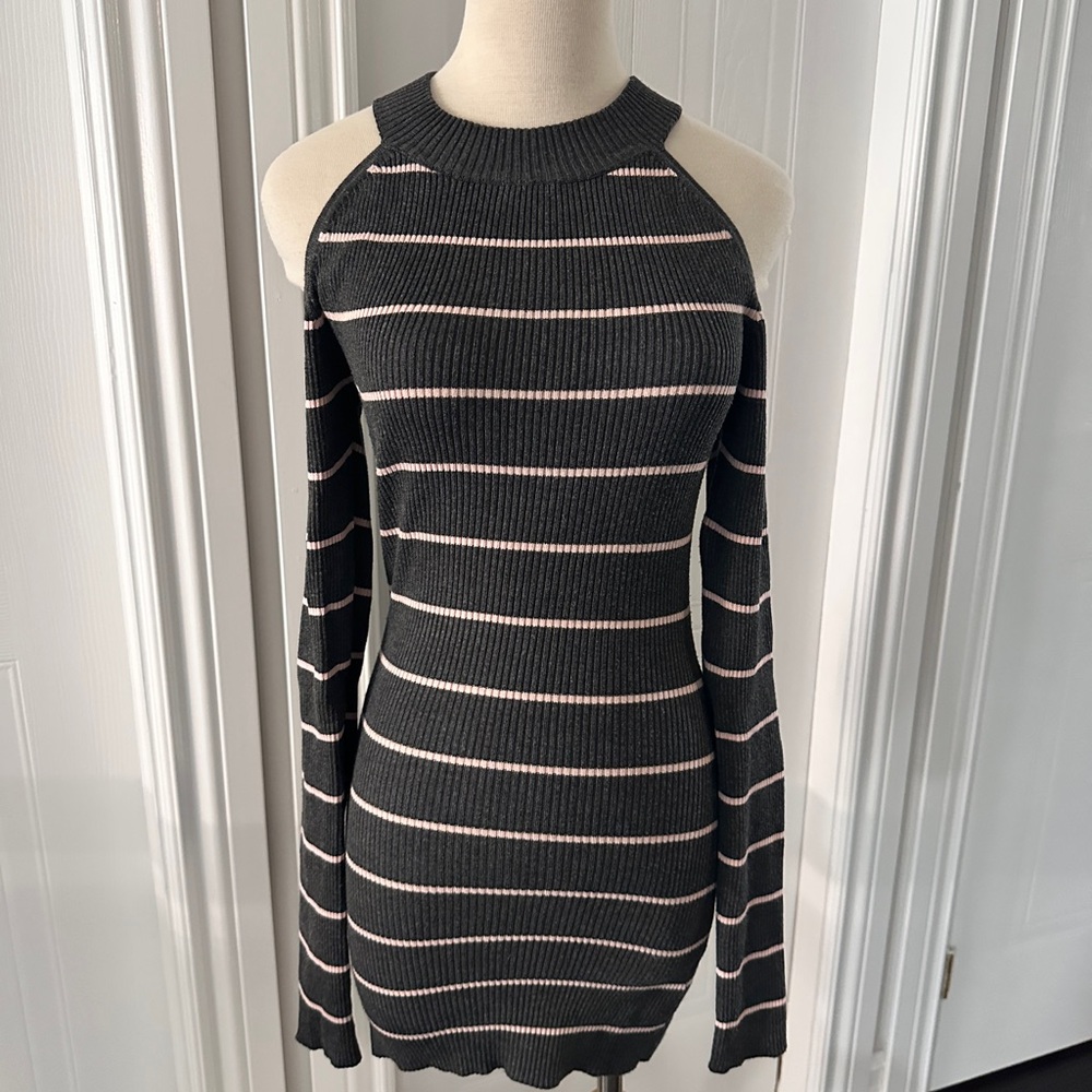 Suzy Shier Black Ribbed Sweater with Light Pink Stripes